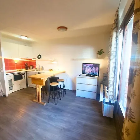 Apartment Les Neves Stylish Unit Val Thorens