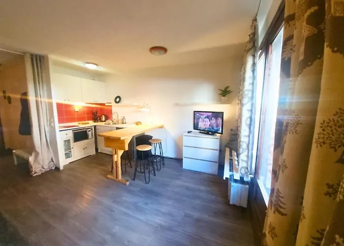 Daire Les Neves Stylish Unit Val Thorens